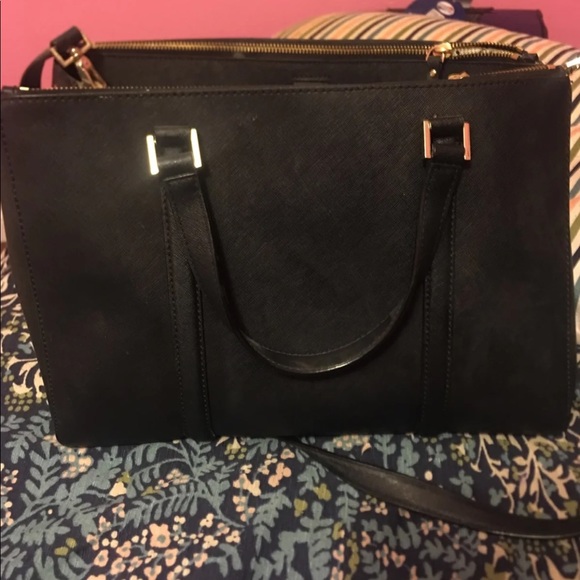 Large black Kate spade purse - Picture 3 of 5